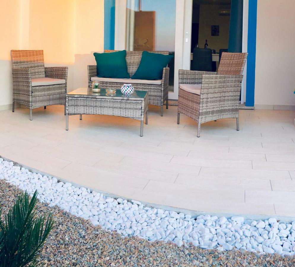 Apartment Tramonto Sea-Front Valledoria  Exterior foto